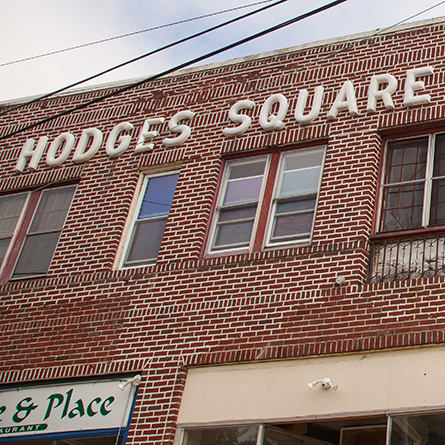 The exterior of the Hodges Square shopping center
