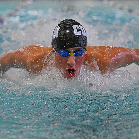 Justin Finkel '25 swims the fly